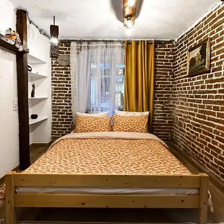 Brick&wood Loft Апартаменти