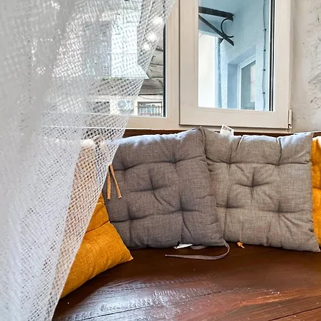 דירה Brick&wood Loft לבוב