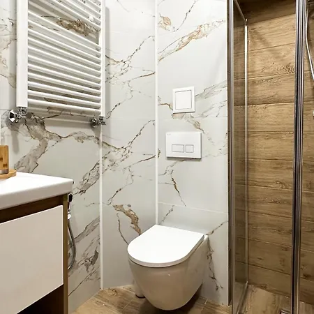 Brick&wood Loft Lviv