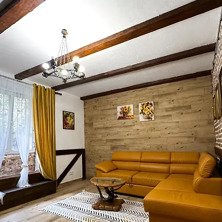 Апартаменти Brick&wood Loft Львів