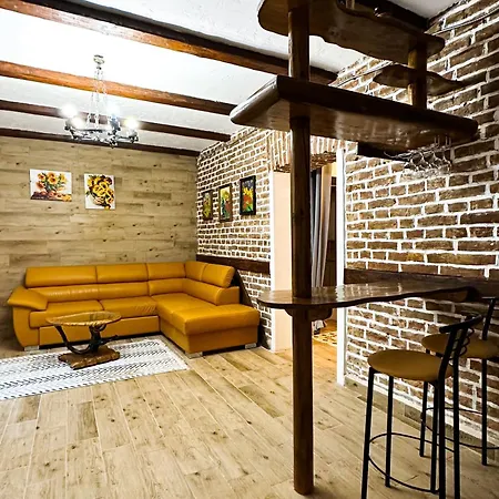 Brick&wood Loft